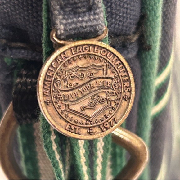 AMERICAN EAGLE OUTFITTERS LAPTOP MESSENGER CROSSBODY STRIPED PADDED BAG - Picture 9 of 9